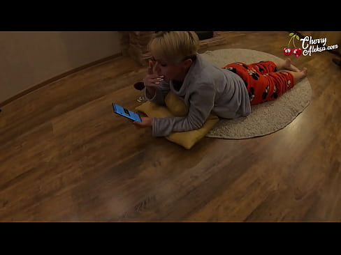 ❤️ Šialená blondínka fajčí obrovský penis a skáče na ňom - análny sex ❤❌ Porno na nás sk.heatpumpcenter.top ❌️❤